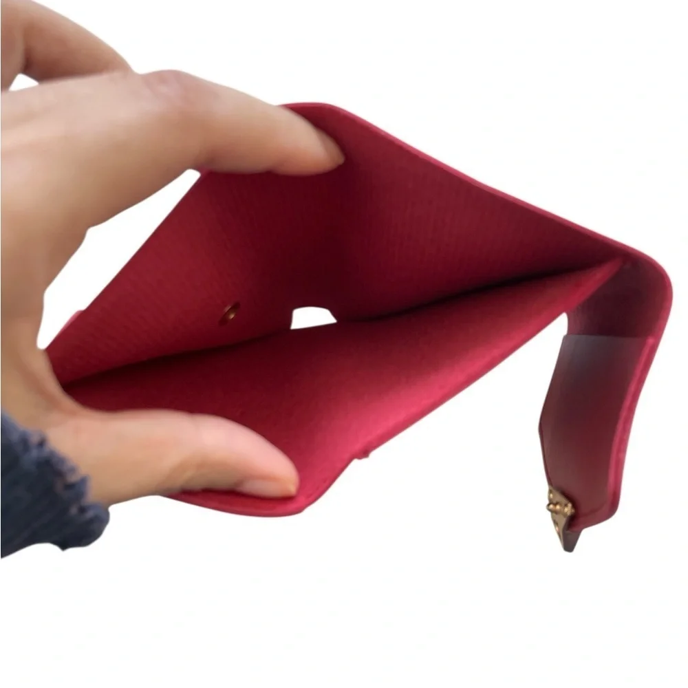 Red Faux Leather Tri-fold Wallet With A Geometric Hold Heart Tone Buckle